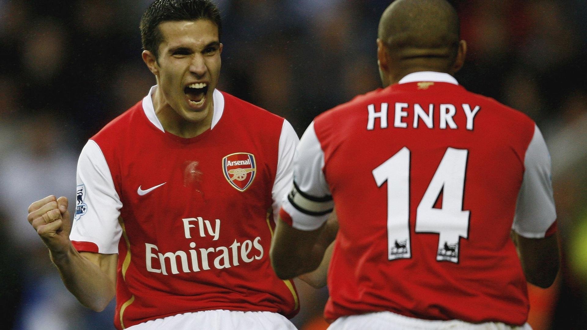 逆袭的引擎，塞恩斯高光领衔，红牛二队上演绝地逆转